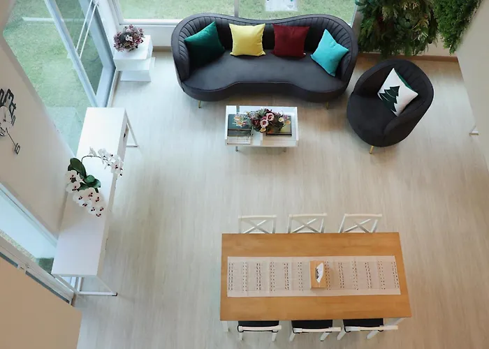 Rest Poshtel