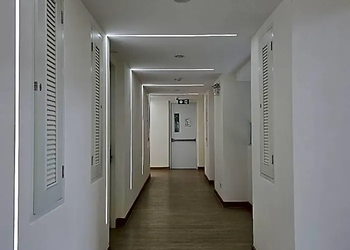 Rest Poshtel Hotel 3*